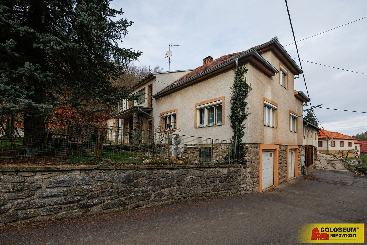 Prodej domu 175 m² s pozemkem 5 297 m² – fotografie 2