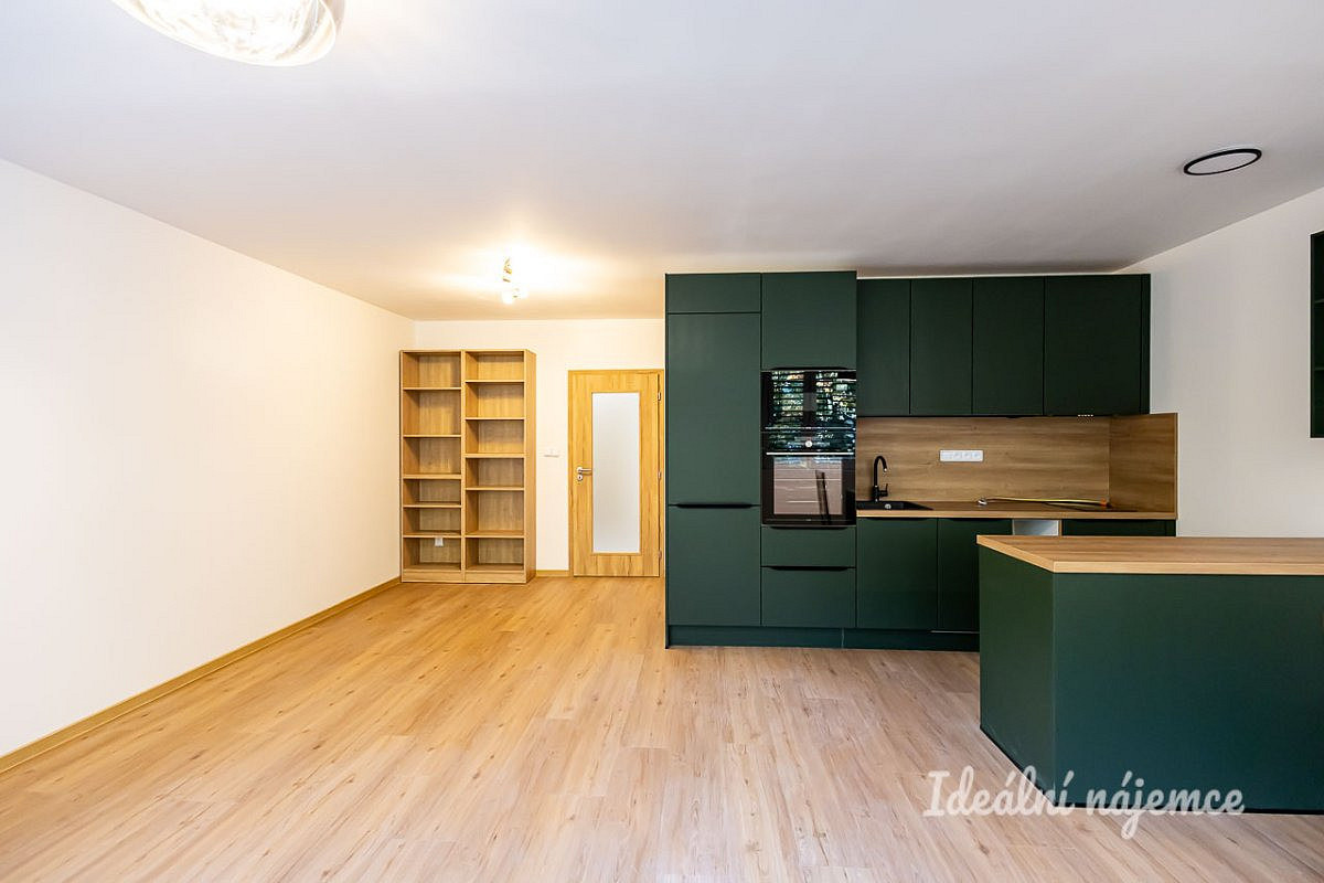 Pronájem bytu 3+kk 69 m² – fotografie 5