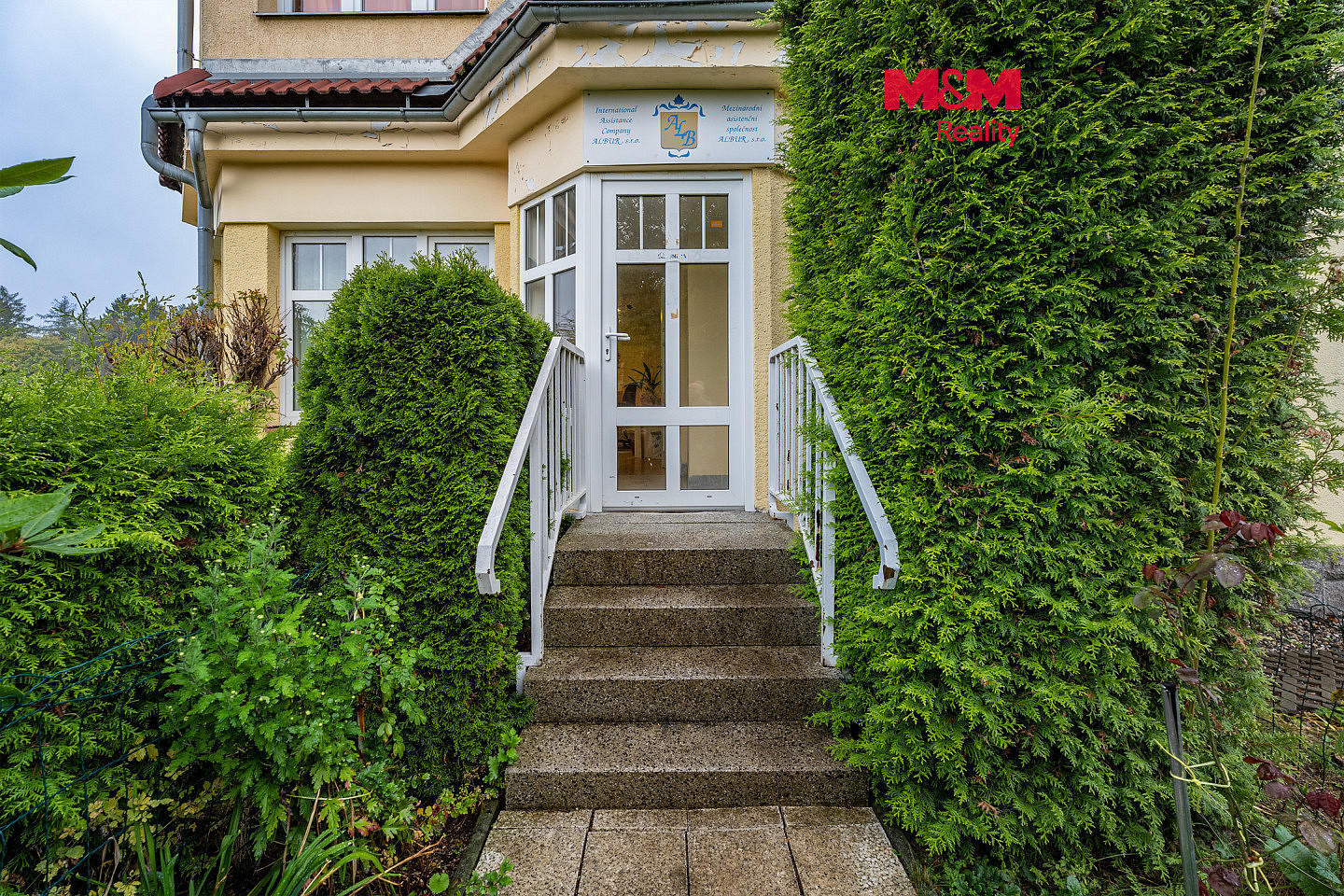 Pronájem kancelářských prostor, 95 m², Králův Háj