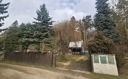 Prodej chaty/chalupy 25 m² s pozemkem 435 m², V Šárkách, Dolany nad Vltavou - Debrno, okres Mělník