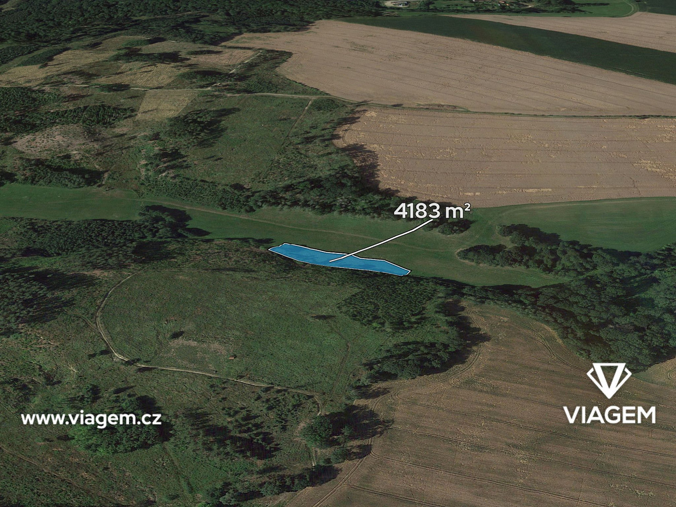 Prodej pole 1 045 m²