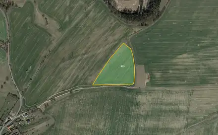 Prodej pole 31 044 m², Zvěrotice, okres Tábor