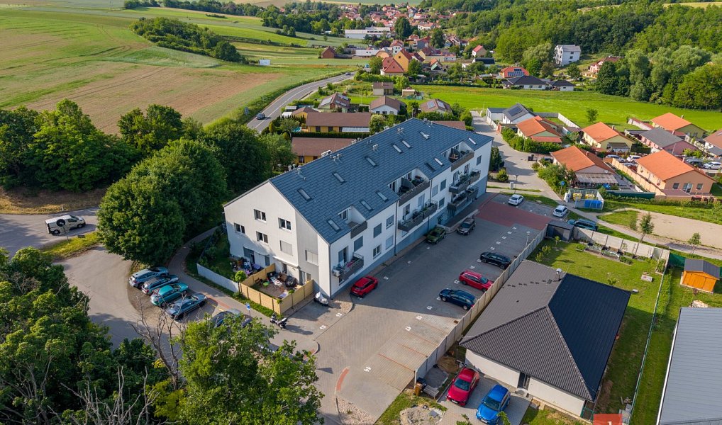 Prodej bytu 2+kk 72 m², Neslovice – náhled fotky 19
