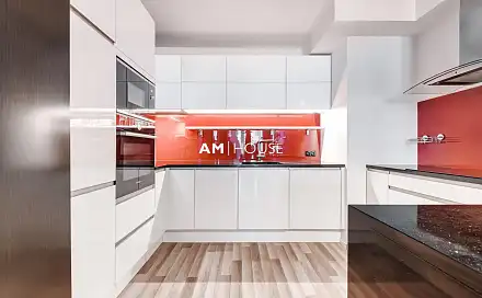Pronájem bytu 3+kk 85 m²