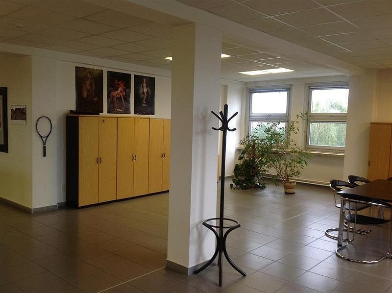 Pronájem kanceláře 204 m² – fotografie 2