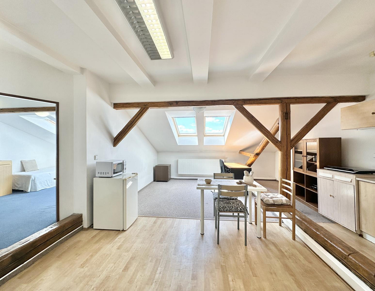 Pronájem bytu 2+kk 60 m² — photo 2