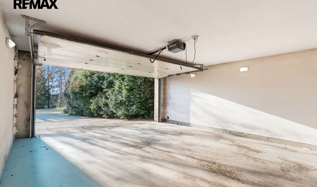Prodej domu 311 m² s pozemkem 4 029 m², Velké Popovice – náhled fotky 38