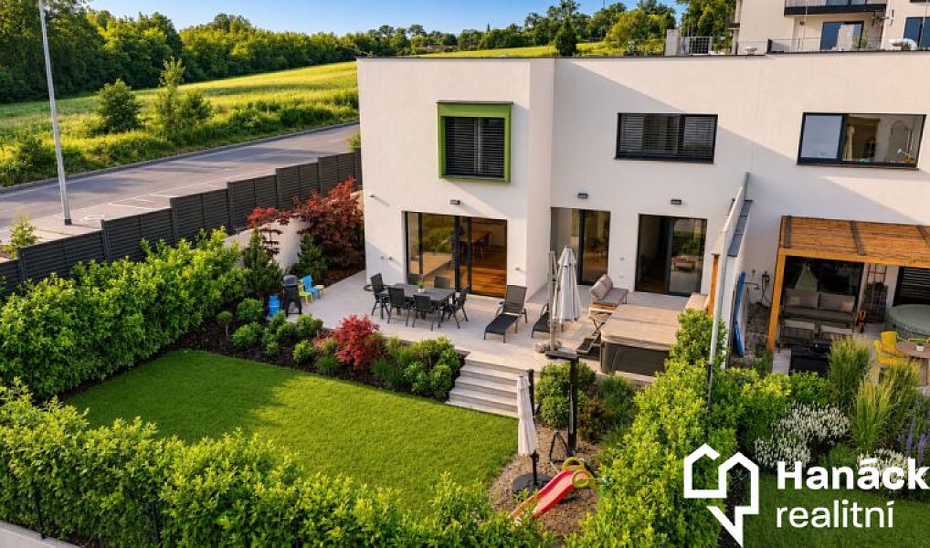 Prodej domu 200 m² s pozemkem 397 m², Olomouc – náhled fotky 3