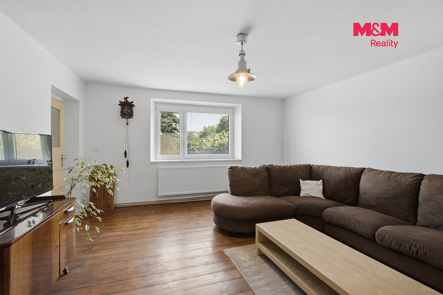 Prodej domu 240 m² s pozemkem 2 139 m² – fotografie 2