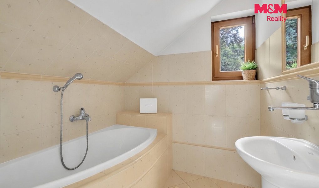 Prodej domu 144 m² s pozemkem 603 m², Rychnov nad Kněžnou – náhled fotky 13