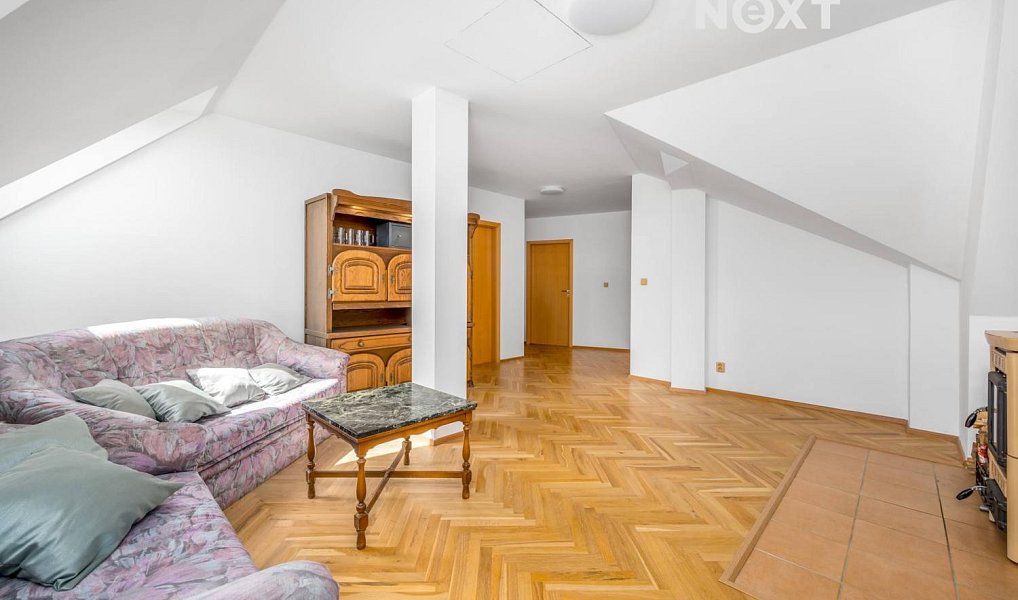 Prodej domu 270 m² s pozemkem 234 m², Lužec nad Vltavou – náhled fotky 21
