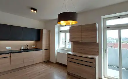 Pronájem bytu 3+kk 99 m²