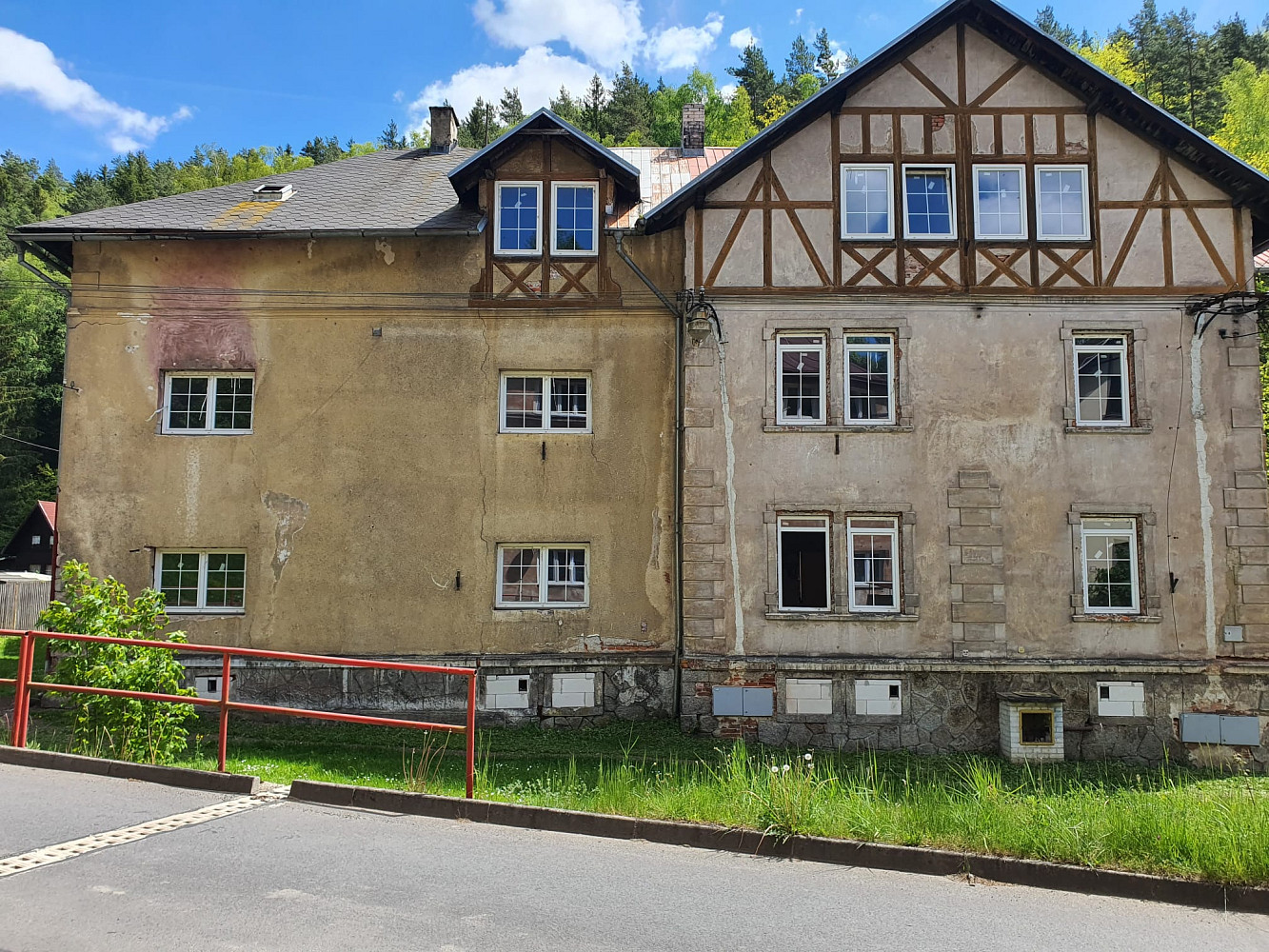 Prodej ubytovacího objektu 1 000 m² – fotografie 4