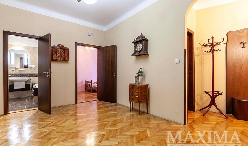 Prodej bytu 2+1 89 m², Praha – náhled fotky 7