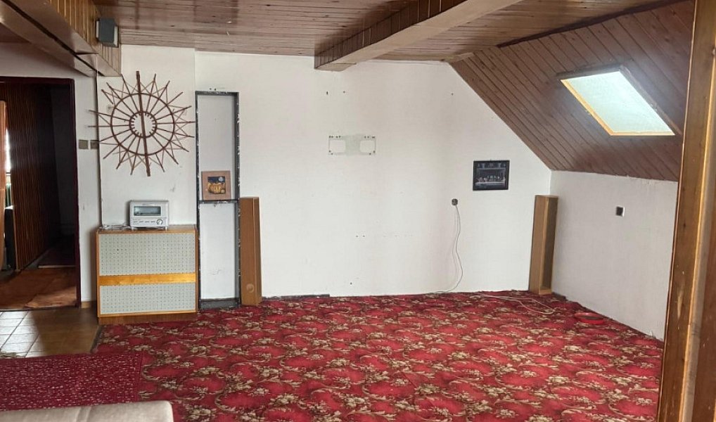 Prodej domu 280 m² s pozemkem 943 m², Podhradní Lhota – náhled fotky 10