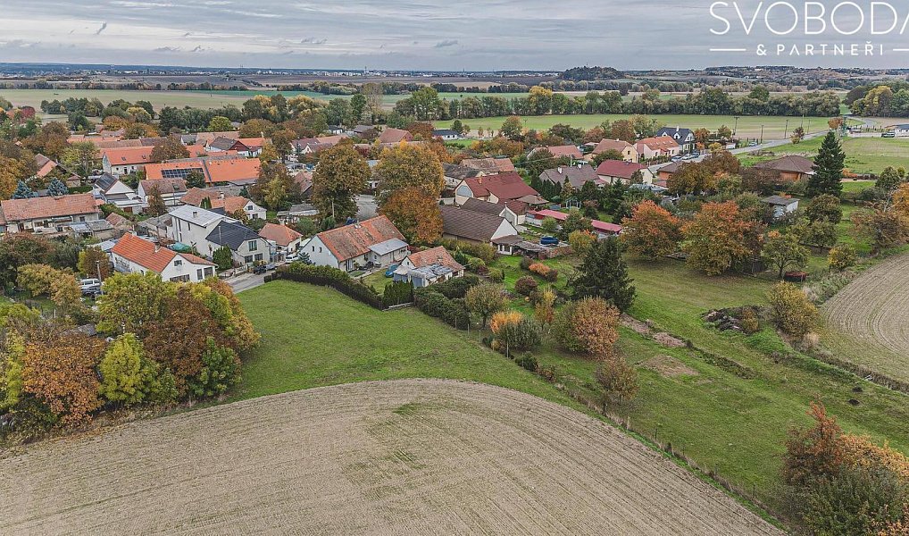 Prodej stavebního pozemku 1 006 m², Jankovice – náhled fotky 12