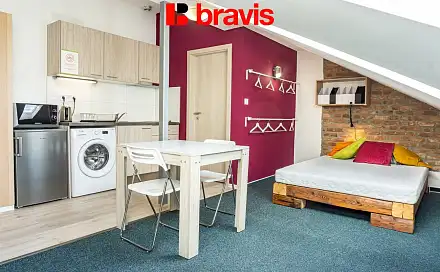 Pronájem bytu 1+kk 27 m²