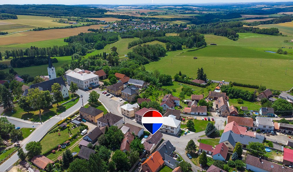Prodej domu 186 m² s pozemkem 390 m², Břasy – náhled fotky 50