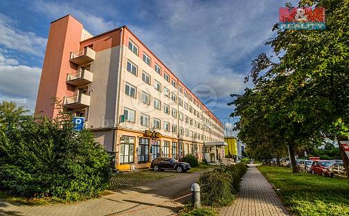 Pronájem kanceláře 163 m², Litevská, Praha 10 - Vršovice