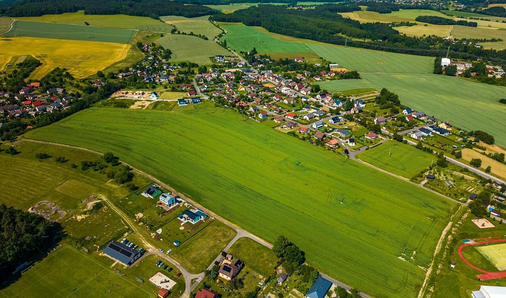 Prodej stavebního pozemku 49 384 m², Jenišovice – náhled fotky 11