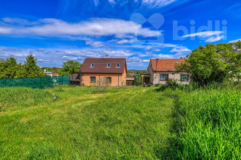 Prodej stavebního pozemku 295 m² — photo 2