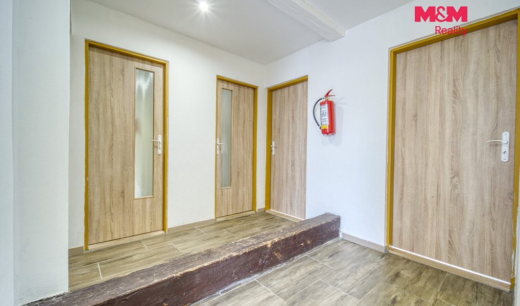 Pronájem domu 162 m² s pozemkem 162 m², Holýšov – náhled fotky 17