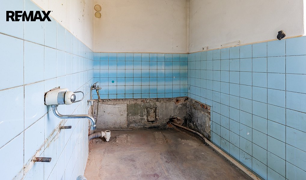 Prodej domu 500 m² s pozemkem 487 m², Cvikov – náhled fotky 23