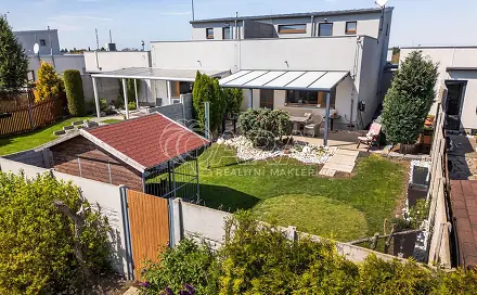 Prodej domu 174 m² s pozemkem 275 m², U Lesoparku, Zeleneč, okres Praha-východ