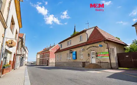 Pronájem obchodních prostor 72 m², Vítězslava Nováka, Skuteč, okres Chrudim
