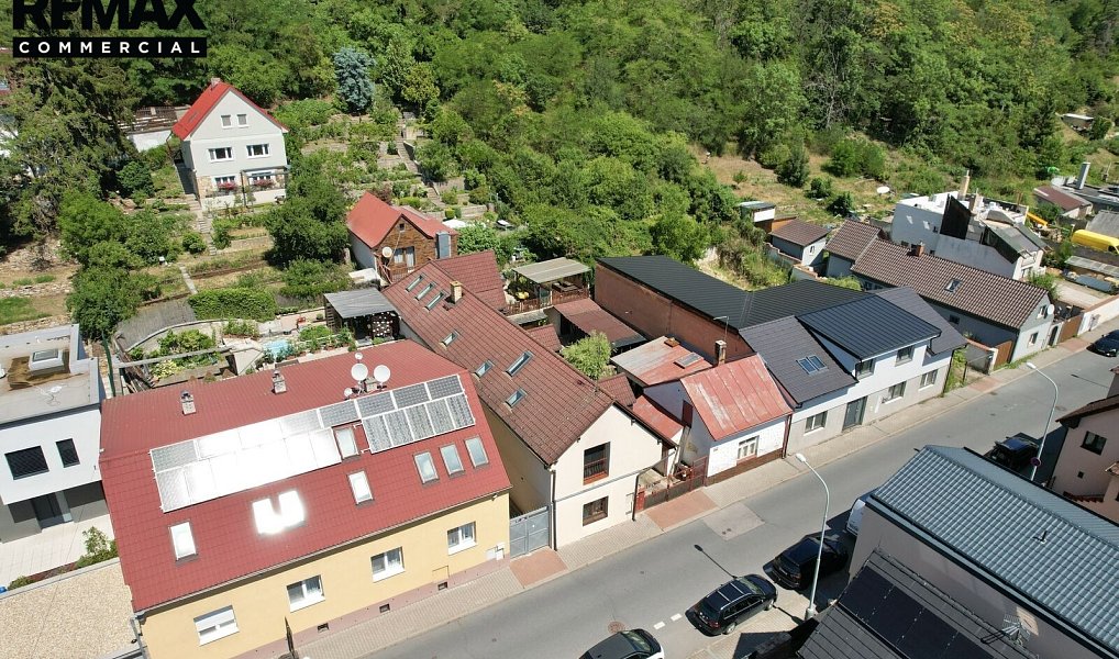 Prodej domu 225 m² s pozemkem 439 m², Praha – náhled fotky 5