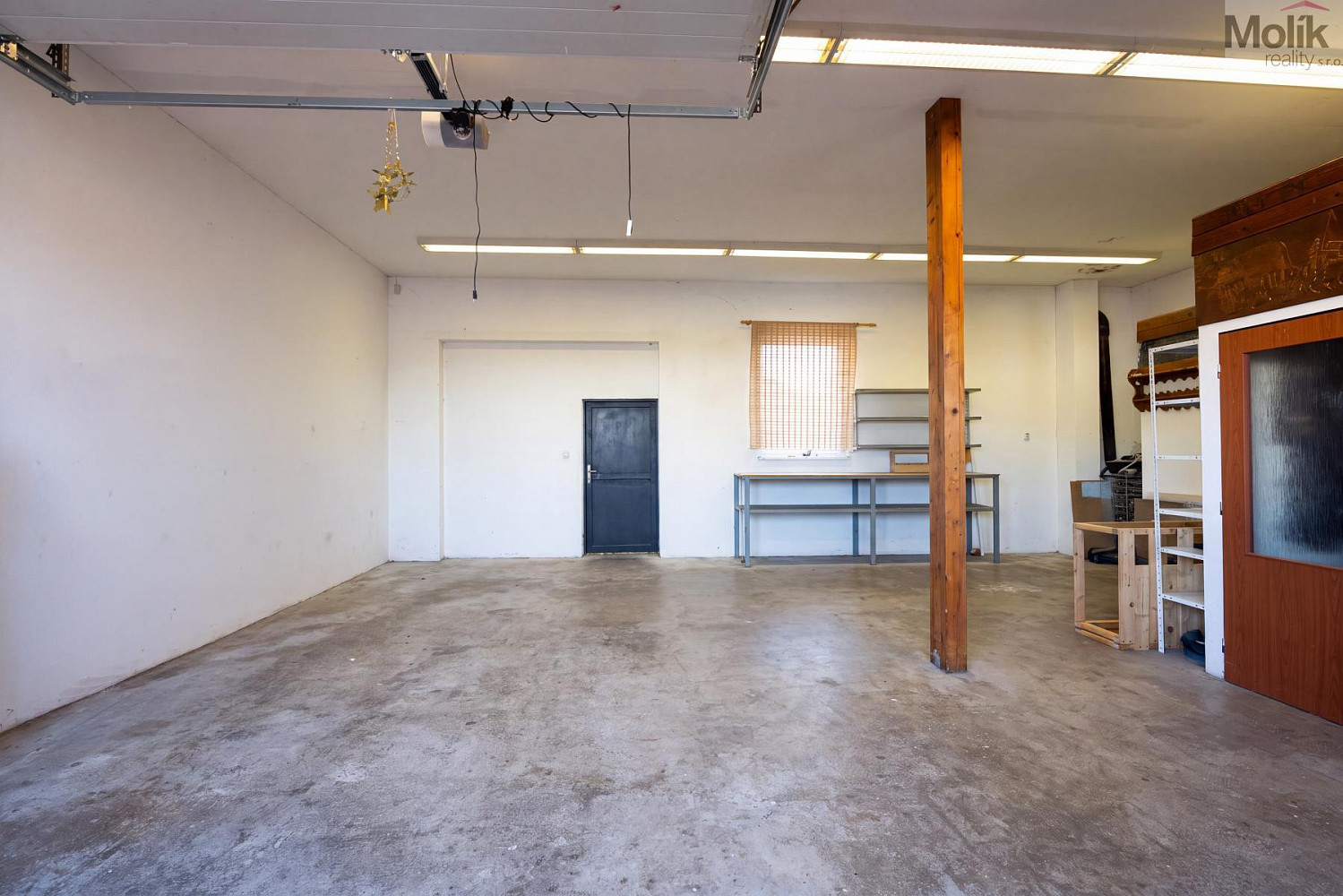 Pronájem výrobních prostor 128 m² – fotografie 5