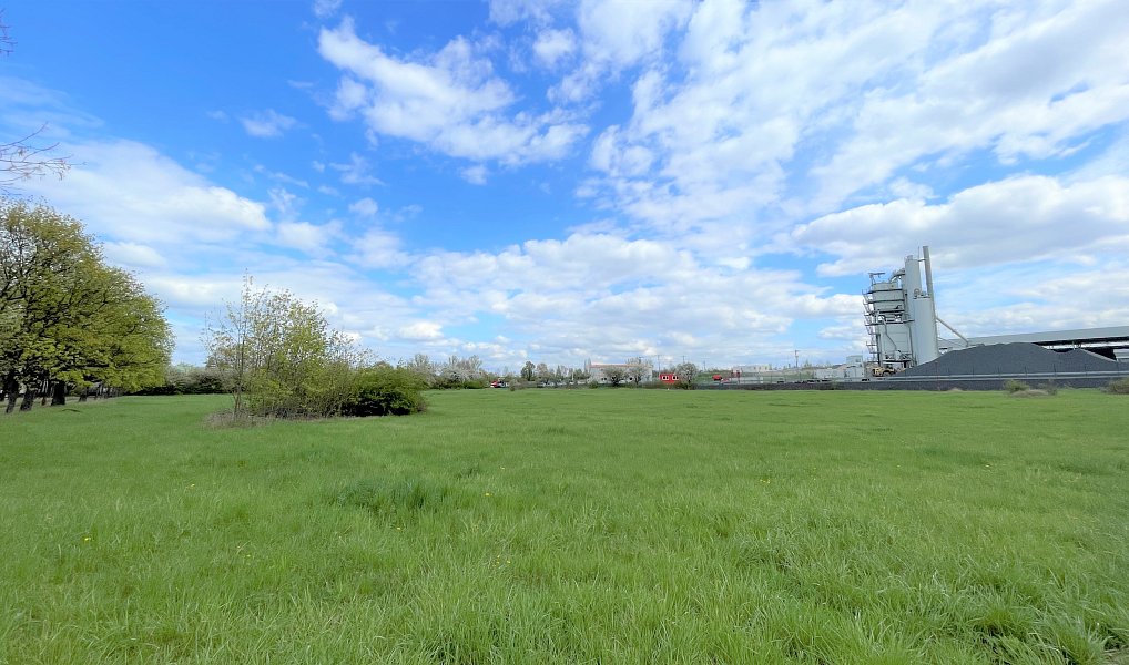 Prodej komerčního pozemku 26 712 m², Louny – náhled fotky 11