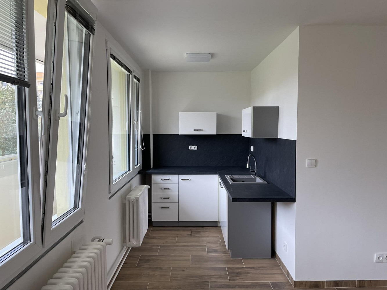 Pronájem bytu 1+kk 34 m² — photo 4