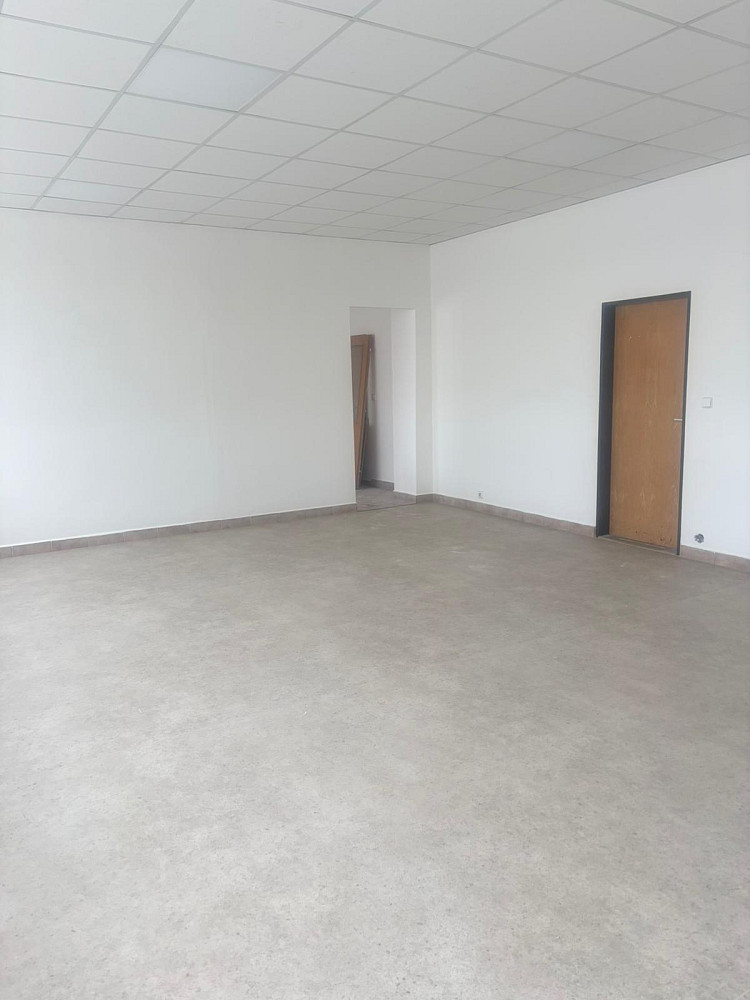 Pronájem kanceláře 60 m² – fotografie 4