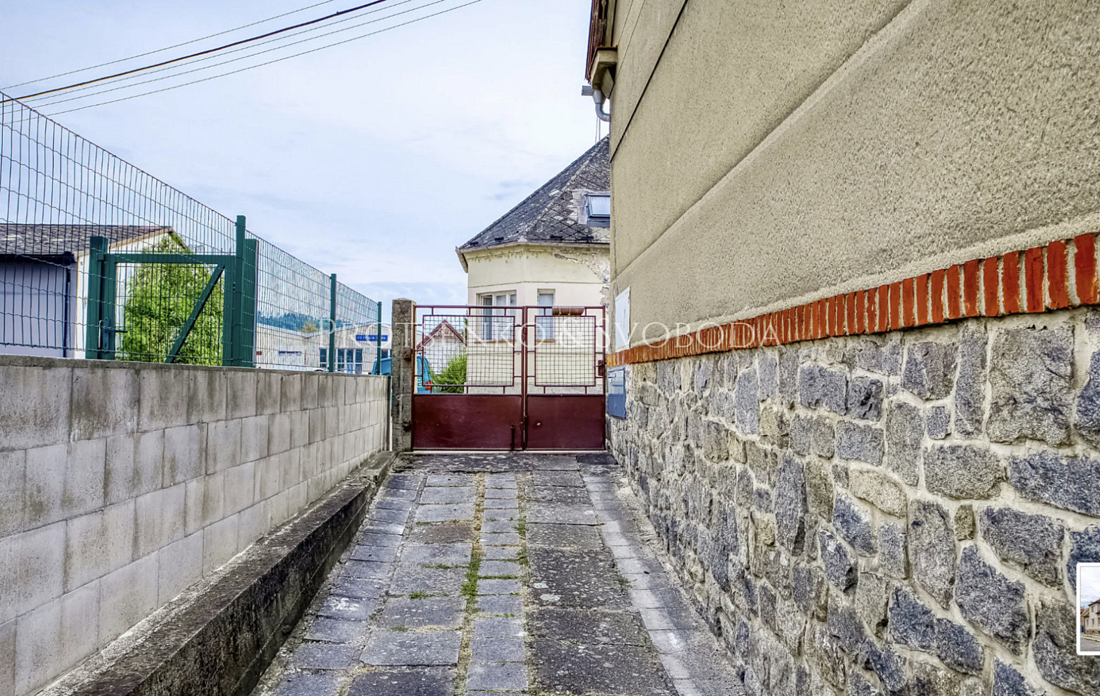 Prodej nájemního domu, činžáku 220 m² – další