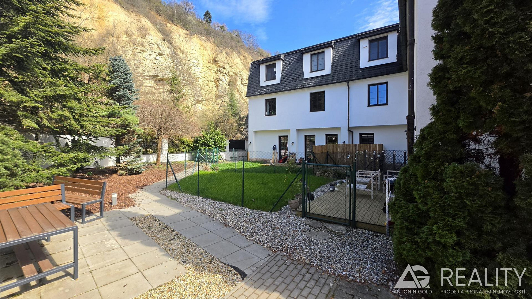 Prodej bytu 3+kk 88 m² – fotografie 3