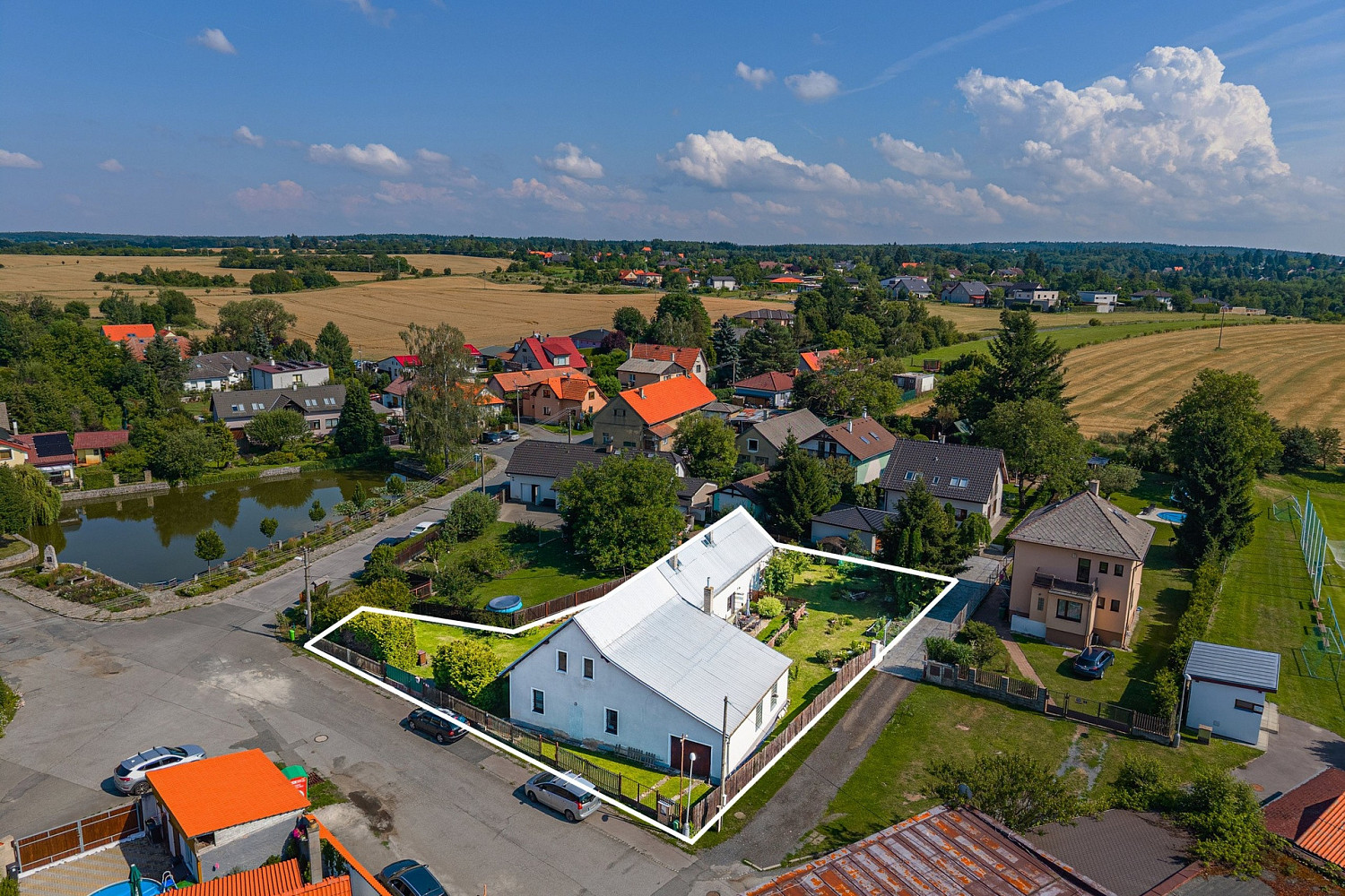 Prodej domu 225 m² s pozemkem 1 091 m²