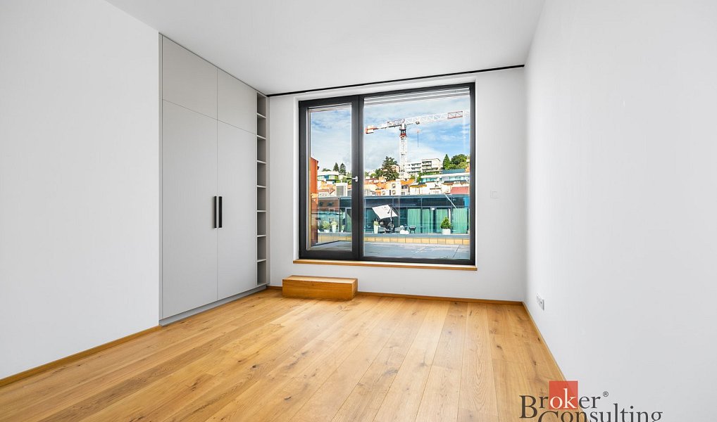Pronájem bytu 3+kk 73 m², Praha – náhled fotky 12