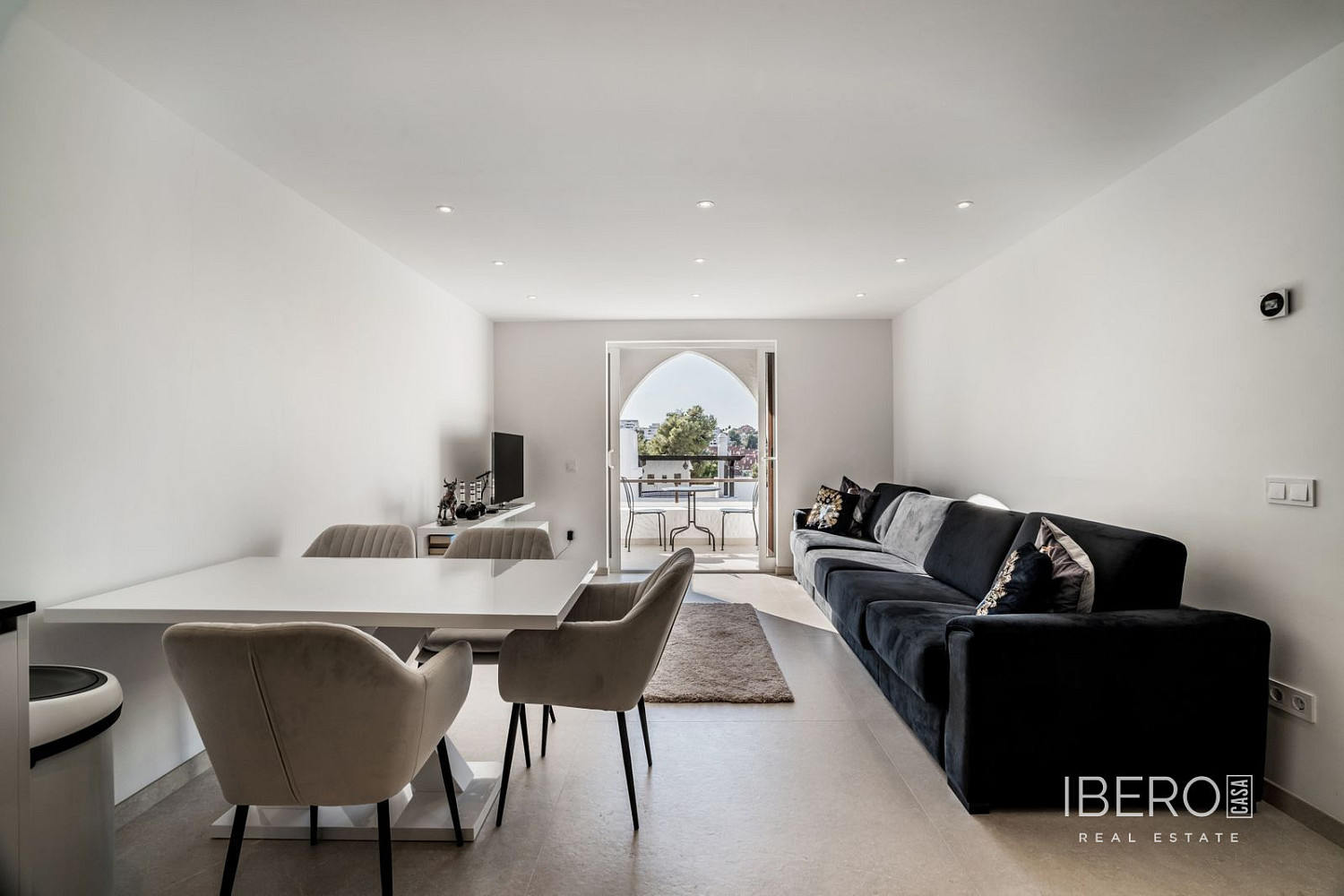 Piso 4+kk – Marbella, Nueva Andalucía - Vista 4