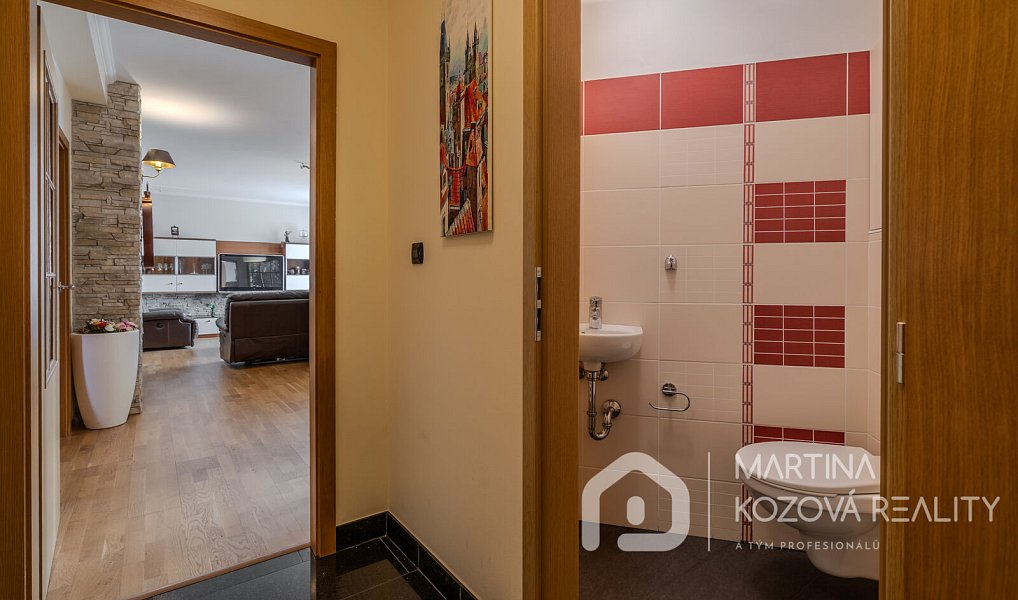 Prodej bytu 4+1 139 m², Praha – náhled fotky 21