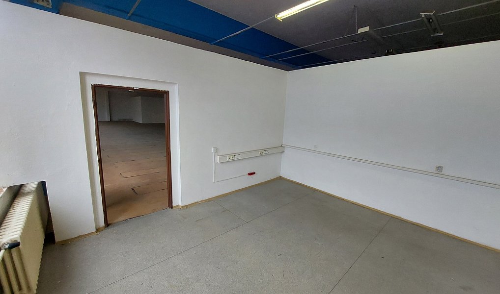 Pronájem skladovacích prostor 361 m², Most – náhled fotky 4