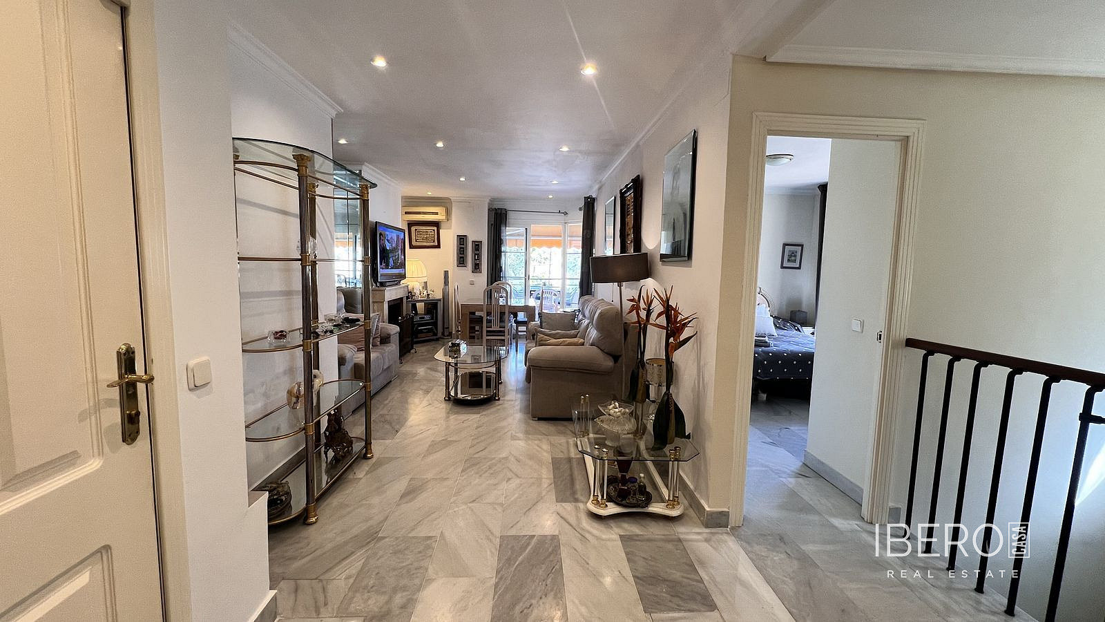 Piso 4+kk – Marbella, Nueva Andalucía - Más