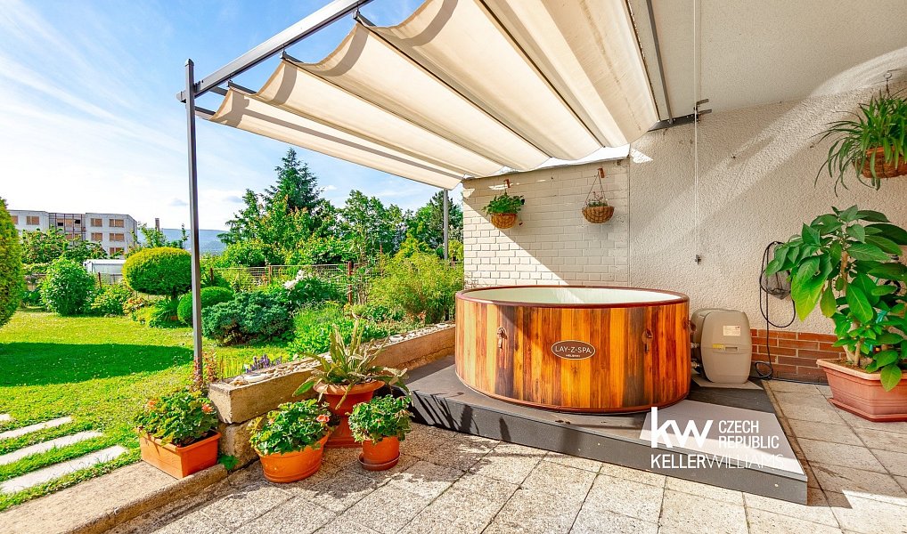 Prodej domu 252 m² s pozemkem 304 m², Teplice – náhled fotky 9