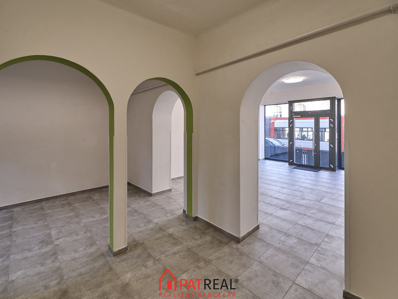 Pronájem obchodních prostor 70 m² — photo 5