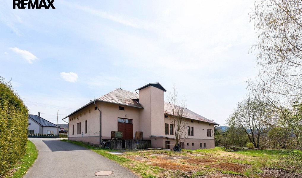 Prodej obchodních prostor 1 080 m², Jablůnka – náhled fotky 7