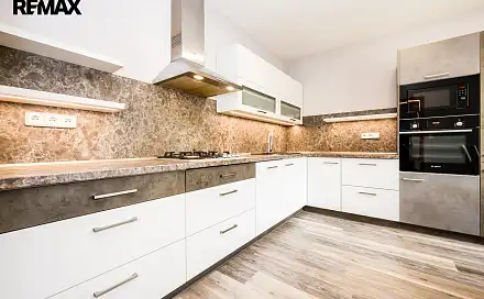 Prodej bytu 3+1 77 m², Peškova, Ústí nad Labem - Mojžíř