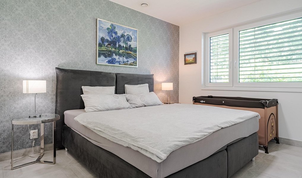 Prodej domu 153 m² s pozemkem 1 417 m², Horní Jelení – náhled fotky 34