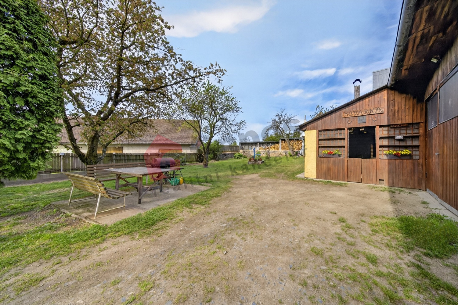 Prodej domu 271 m² s pozemkem 1 077 m² – fotografie 5