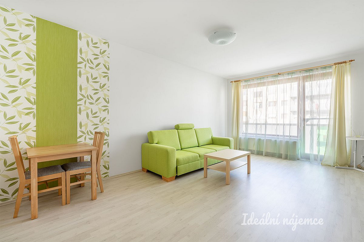 Pronájem bytu 2+kk 55 m²