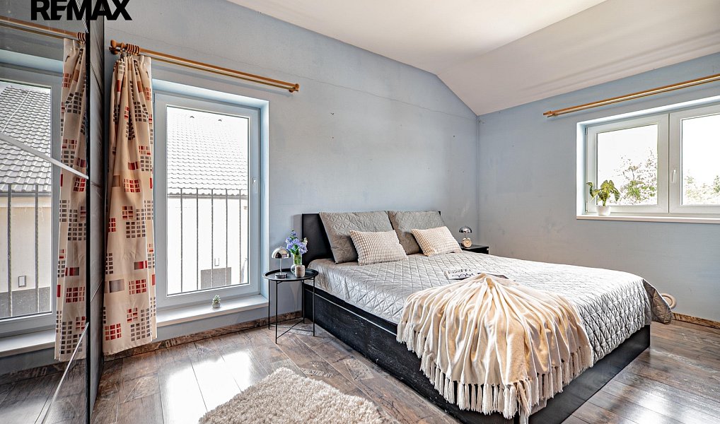Prodej domu 239 m² s pozemkem 1 199 m², Květnice – náhled fotky 7